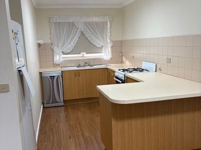 2 / 49 Leithen Street, Shepparton