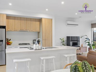 155 Tom Roberts Parade, Point Cook