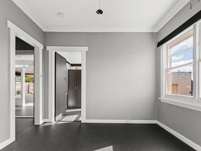 6 Napoleon Street, Youngtown