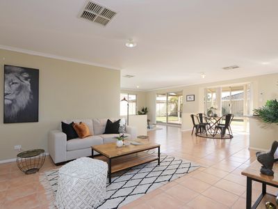 3 Lowis Way, Canning Vale