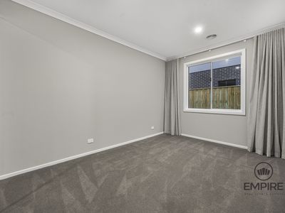 11 Kunlun Crescent, Clyde North