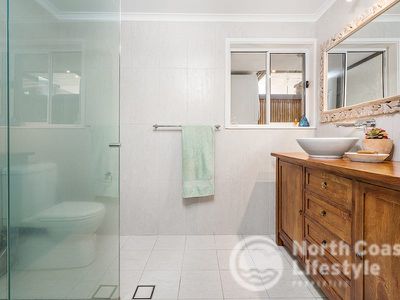 4 Kolora Way, Ocean Shores