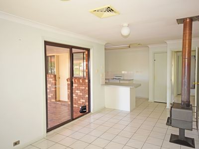 8 Jack William Drive, Dubbo
