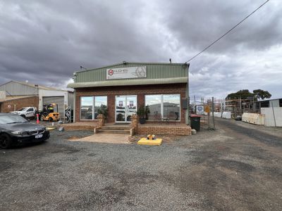 8 Keogh Way, West Kalgoorlie