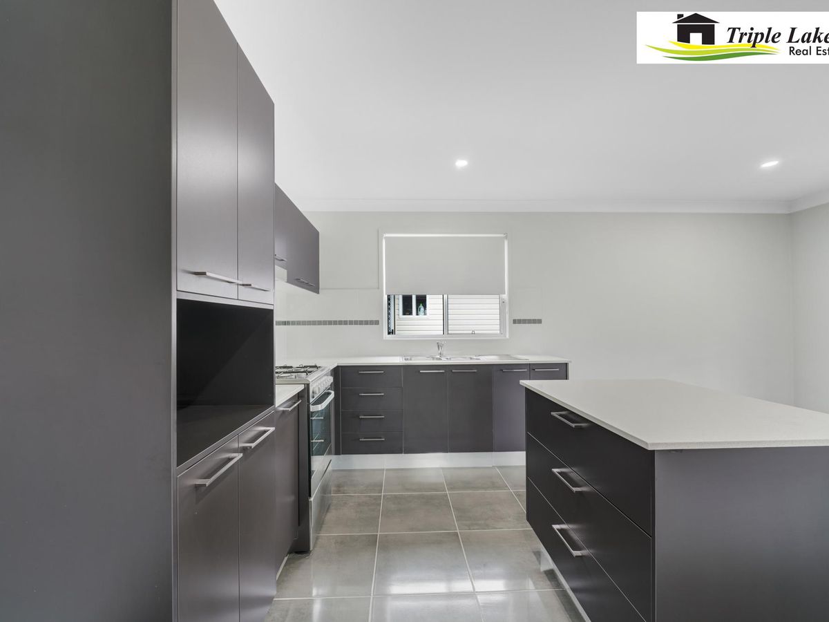 221 / 750 Pacific Highway, Lake Munmorah