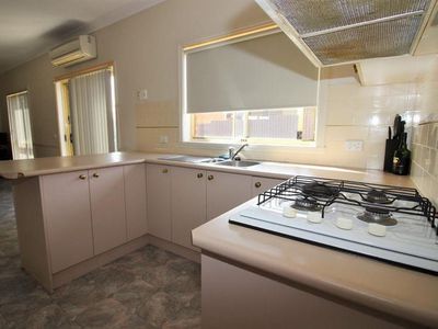 1 / 67 Rocket St, Bathurst