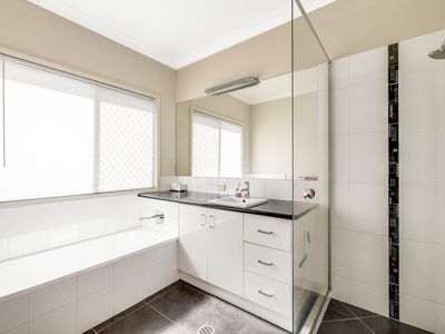 9 Kingston Road, Hodgson Vale