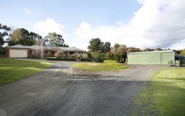 326 Beaconsfield-Emerald Road, Guys Hill