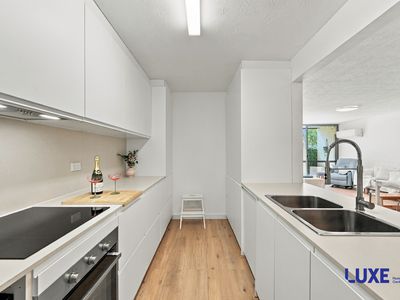 2 / 12 Howitt Street, Kingston