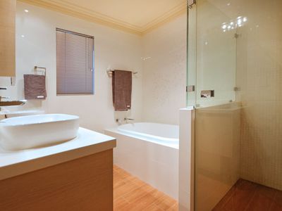 17 Vestia Walk, Stirling