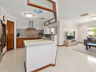 43 Hickory Drive, Thornlie