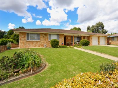 6 HINTON DRIVE, Gunnedah