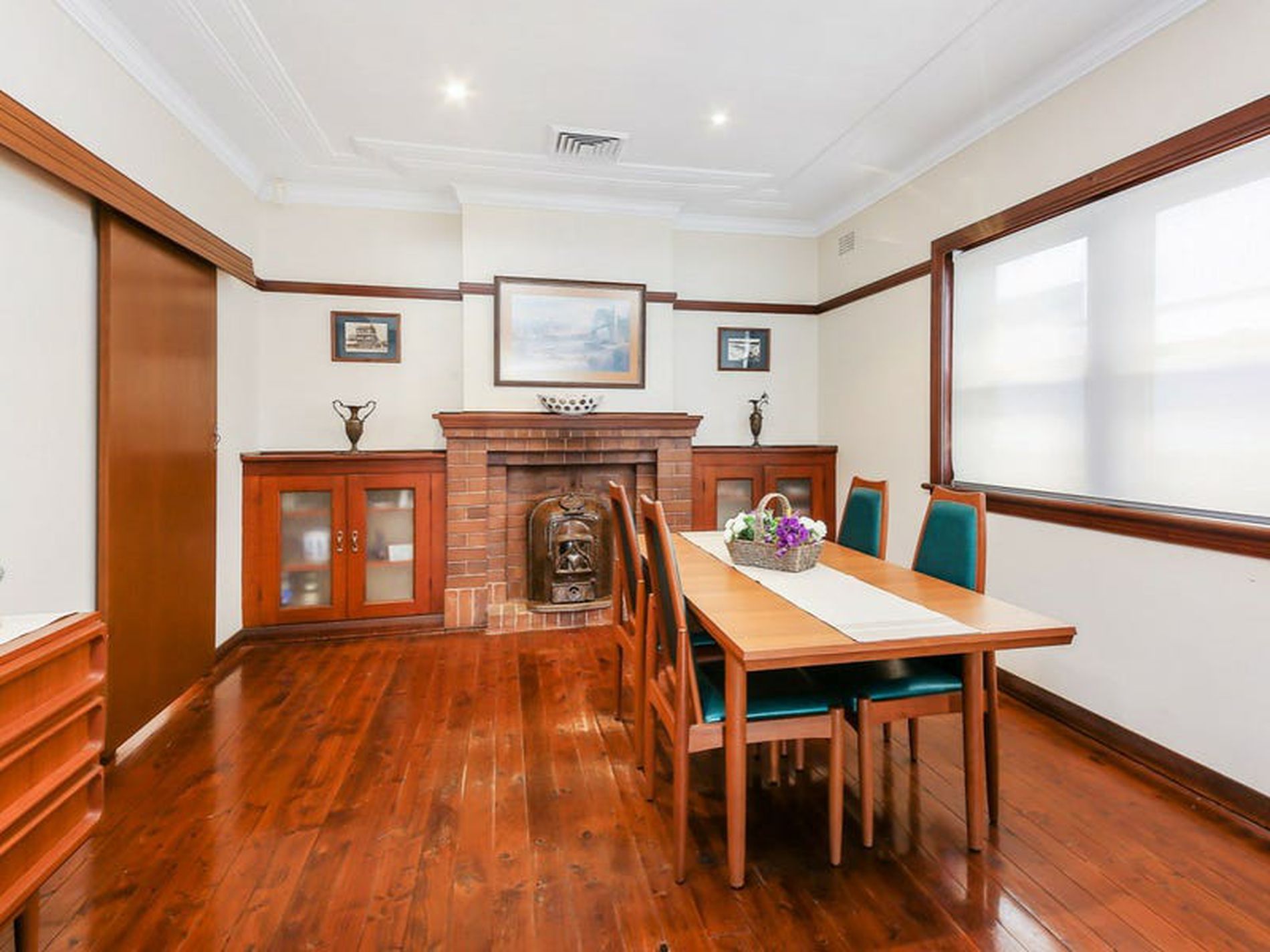 28 Middlemiss Street, Mascot