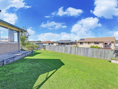 9 Tandara St, Rochedale South