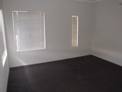 10 Dowitcher Avenue, South Hedland