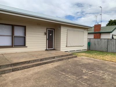 8 Plane Street, Shepparton North