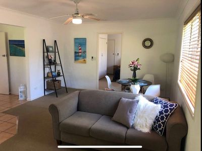 2 / 90 Benowa Road, Southport