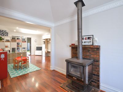 144 Varden Street, Piccadilly