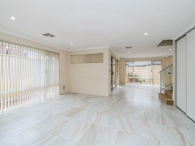 9C Maltarra Street, Nollamara