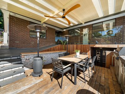 2 Regano Road, Flagstaff Hill