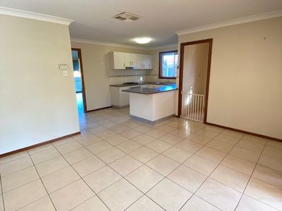 70 Websdale Drive, Dubbo