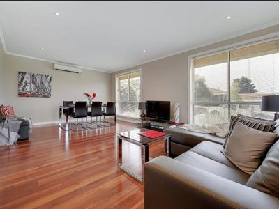 5 Goulburn Court, Werribee