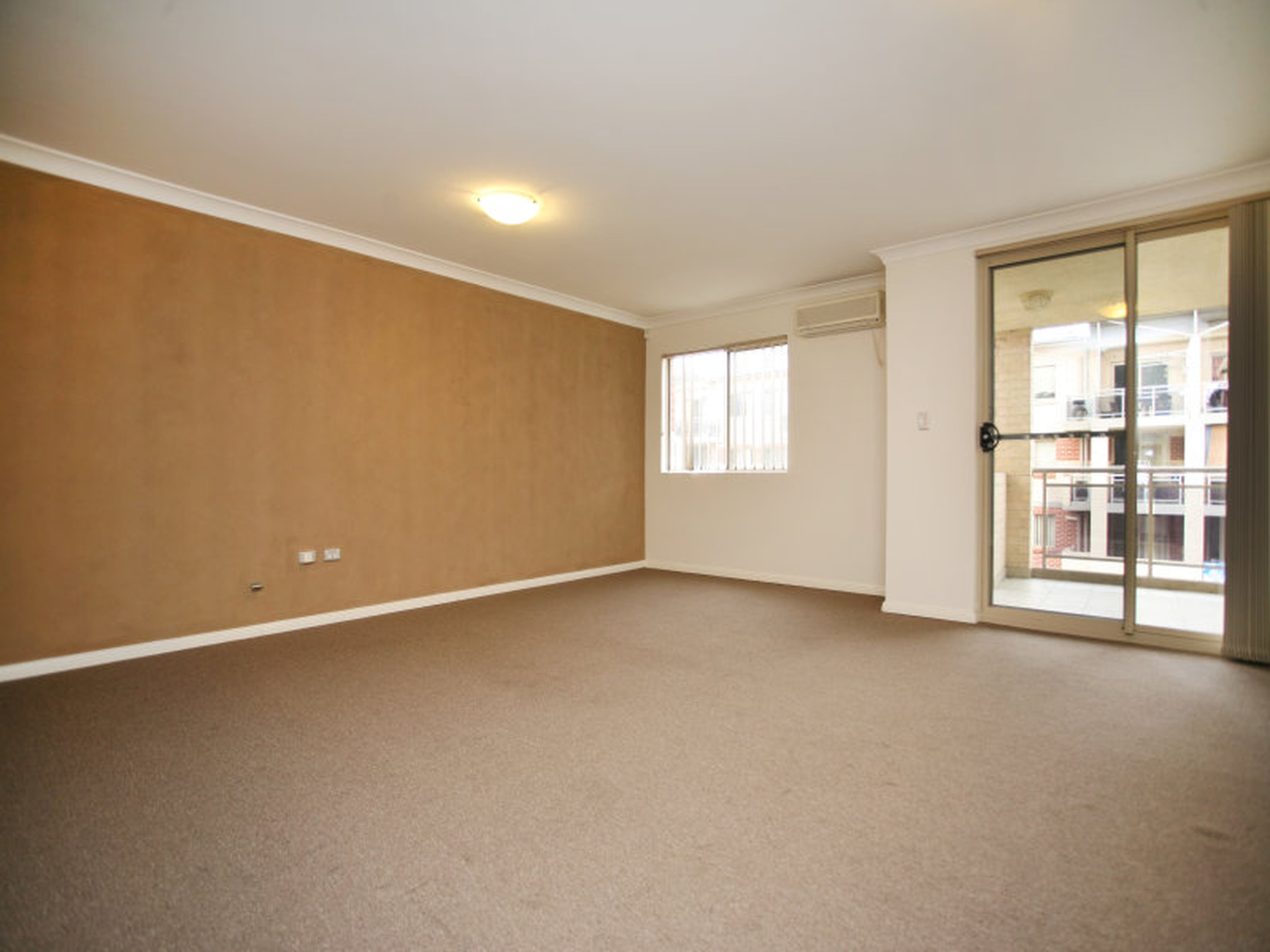61 / 2 Hythe Street, MOUNT DRUITT