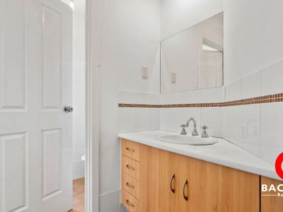 5 Cobblers Court, Mawson Lakes