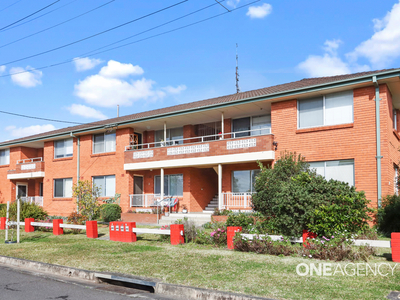 1 / 13 Prince Edward Drive, Brownsville