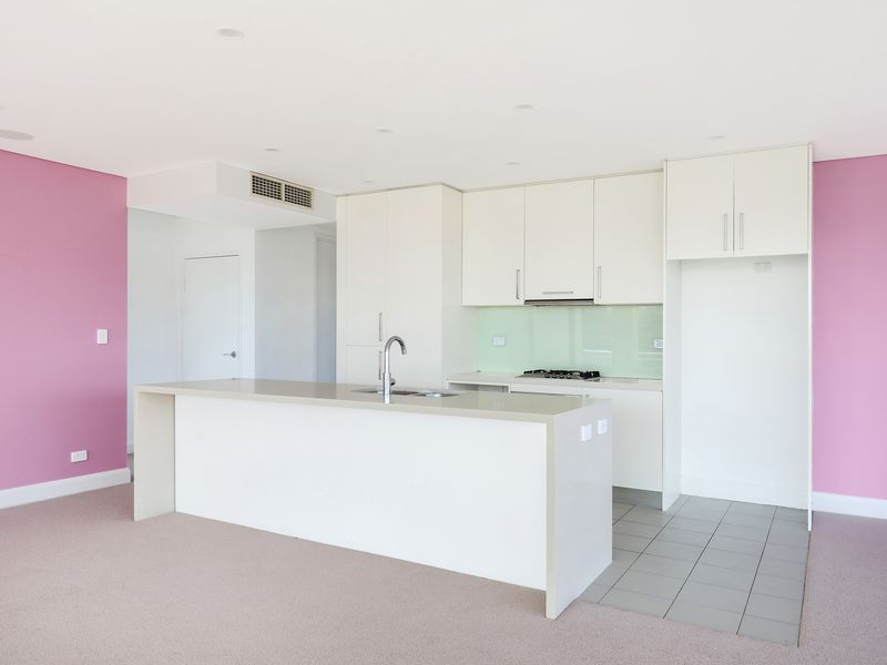 18 / 7-13 Edward Street, Wollongong