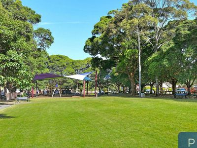 1 / 300-302 Railway Parade, Carlton