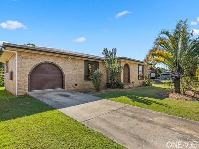 6 Trisha Court, Scarness