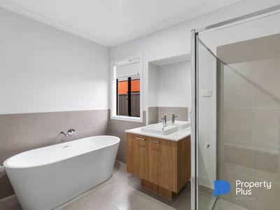 110 Waratah Road, Huntly
