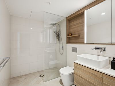 2207 / 1 Geoffrey Bolton Avenue, Perth