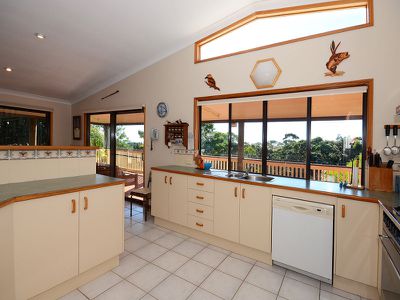 38 KARRASCHS ROAD, Dundowran