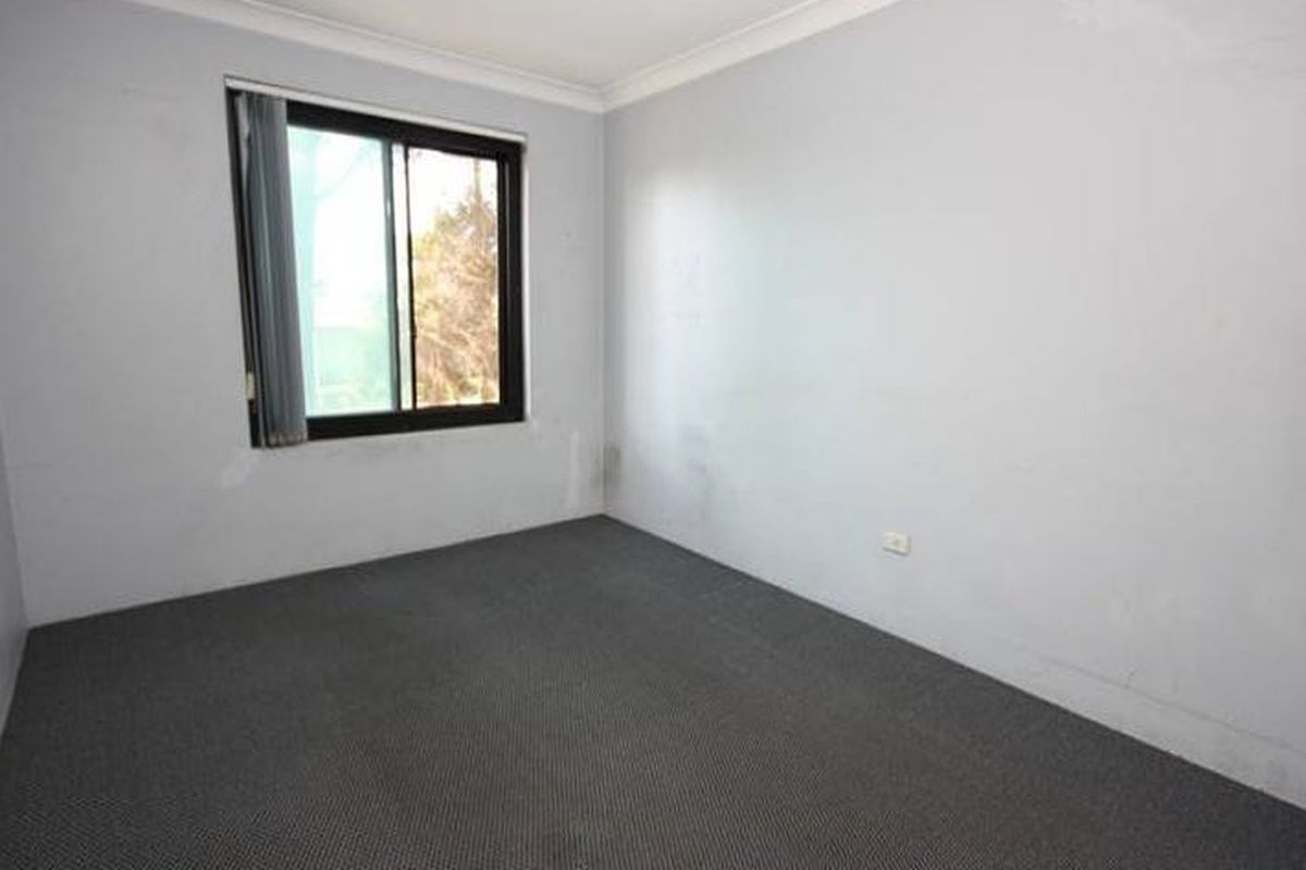 4 / 18 Vaughan Street, Lidcombe