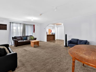 2 Ainsleigh Court, Cranbourne
