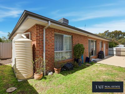 1B Batchelor Crescent, Wangaratta