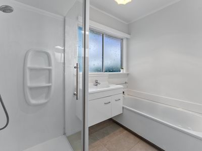 2/3 Holt Avenue, Torbay