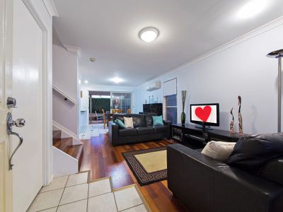 1/11 Trevally Crescent, Manly West