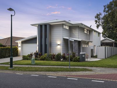 2 Foxwood Circuit, Wakerley