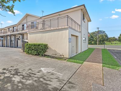 7 / 19 Fairway Crescent , Forster