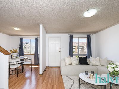 9 / 23 Kirkham Hill Terrace, Maylands