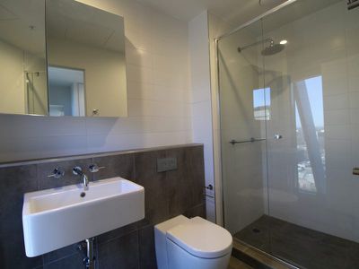 1509 / 28 Bouverie Street, Carlton