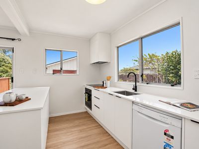 11 Makarini Street, Paraparaumu