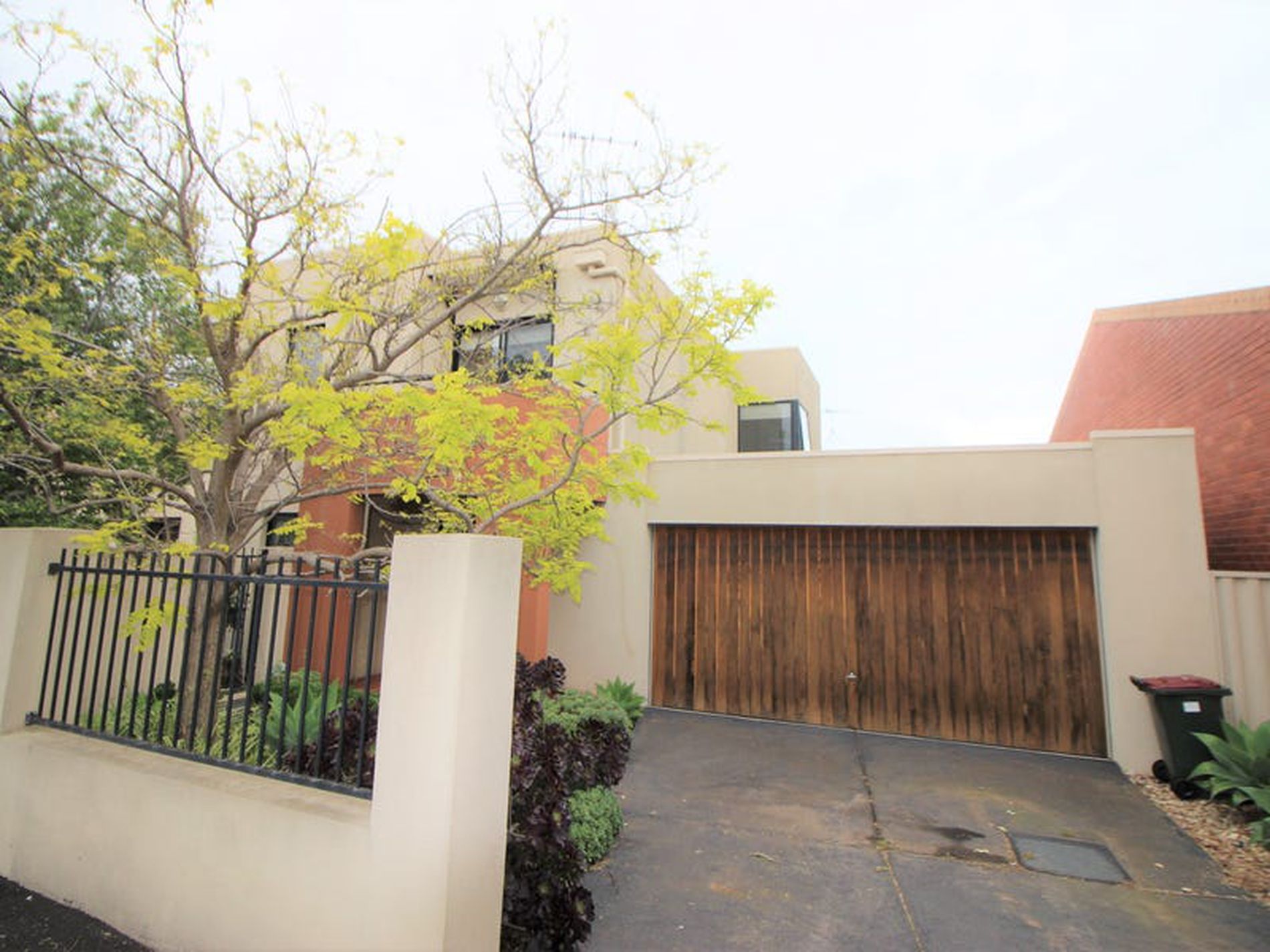 6 / 98-100 McKillop Street, Geelong