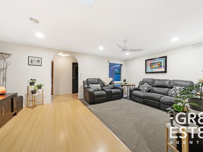 9 Greenshank court , Carrum Downs