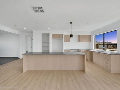 9 Bruno Avenue, Truganina