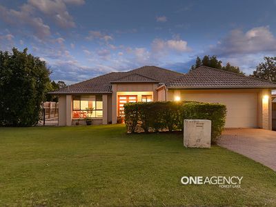 12 Balmoral Place, Forest Lake