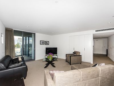 603 / 21 Bow River, Burswood